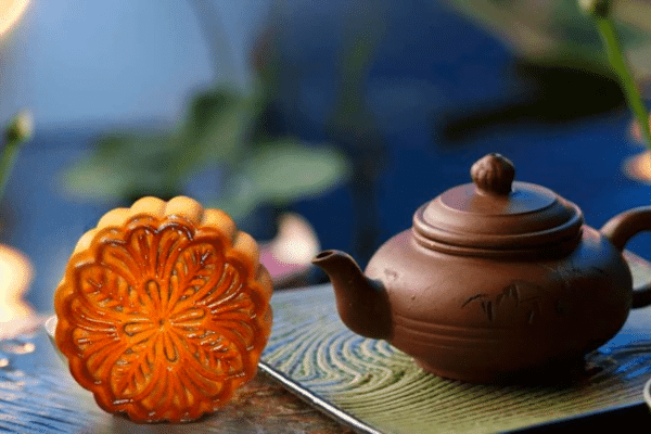 Hộp bánh trung thu Hỷ Lâm Môn được chăm chút