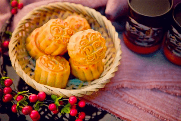 Bánh trung thu với hình thức độc đáo