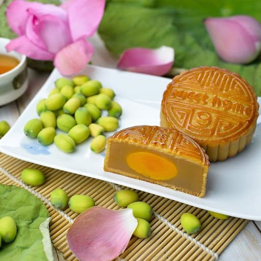 Cách làm bánh trung thu hạt sen nhuyễn 27 banh trung thu hat sen 1